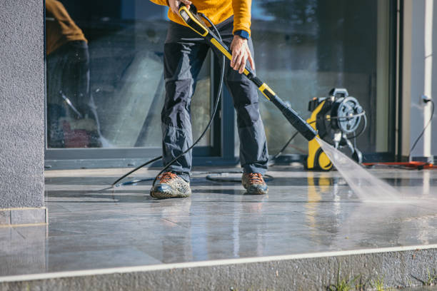 Best Pool Deck Cleaning  in Ironton, OH